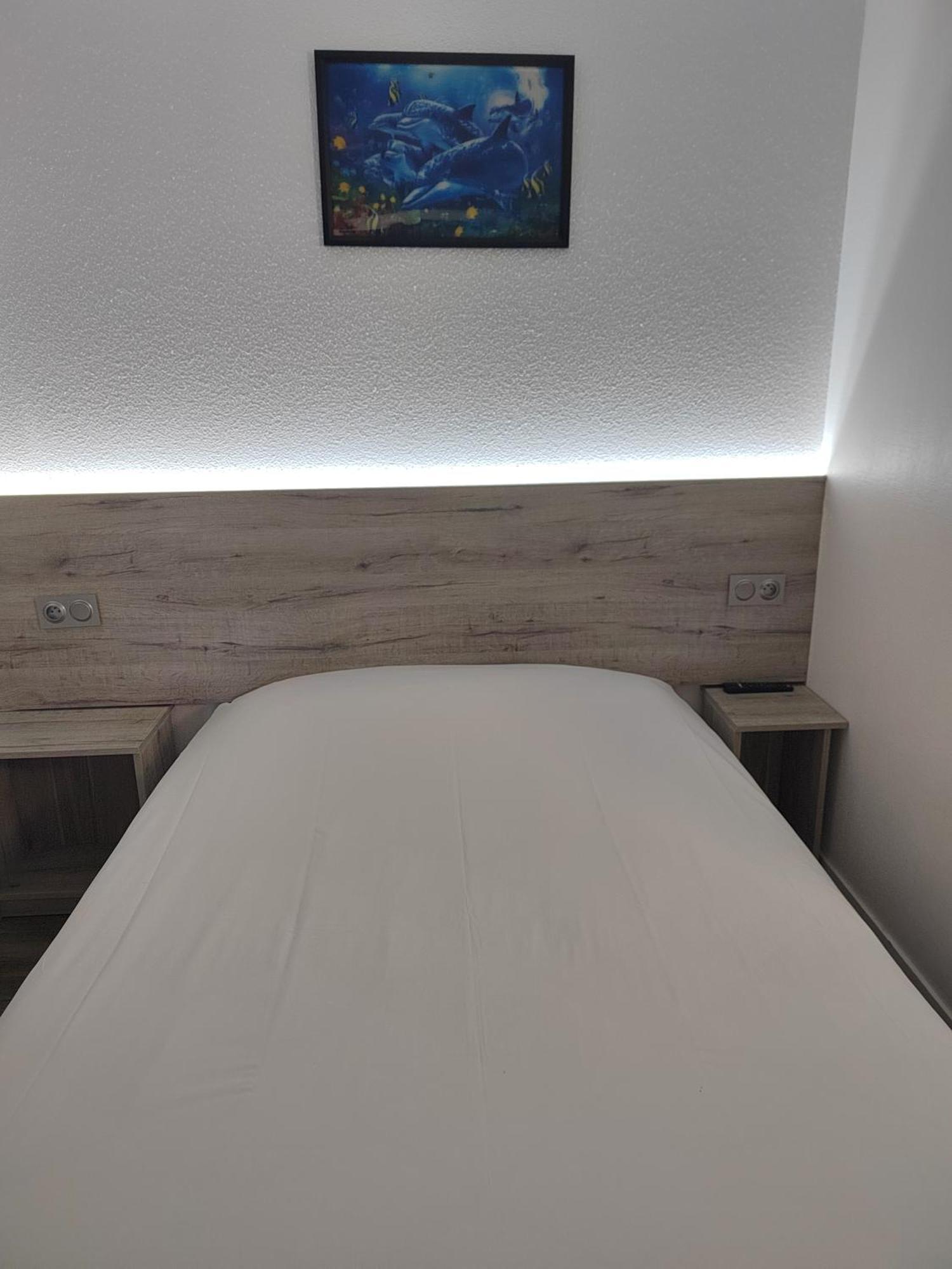 Alpha Hotel Bouafle Zewnętrze zdjęcie