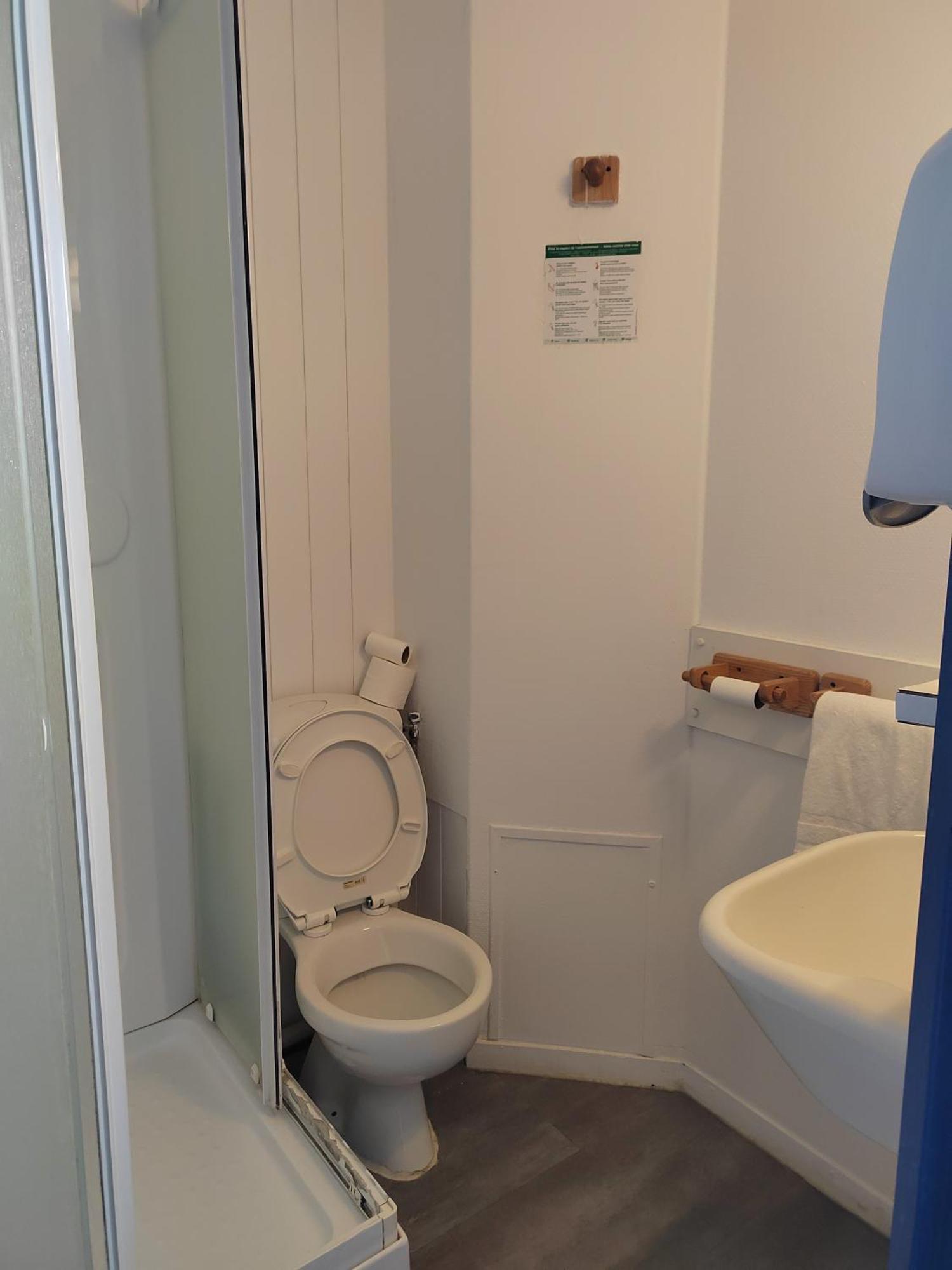 Alpha Hotel Bouafle Zewnętrze zdjęcie